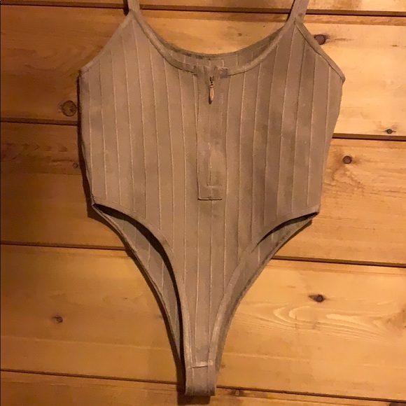 Shimmer Ribbed Bodysuit - Picture 2 of 4